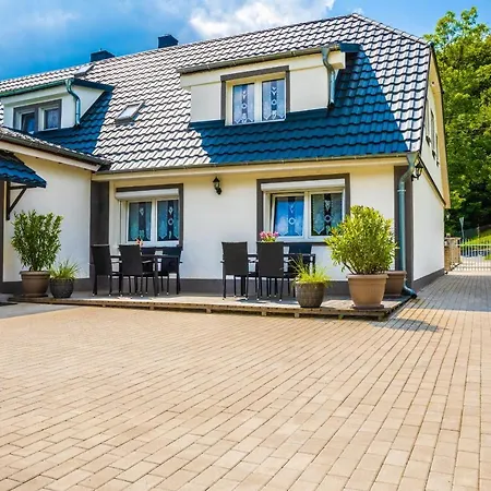 Enklawa Nad Kwisa 4 *