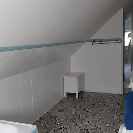 Enklawa Nad Kwisa 4 *