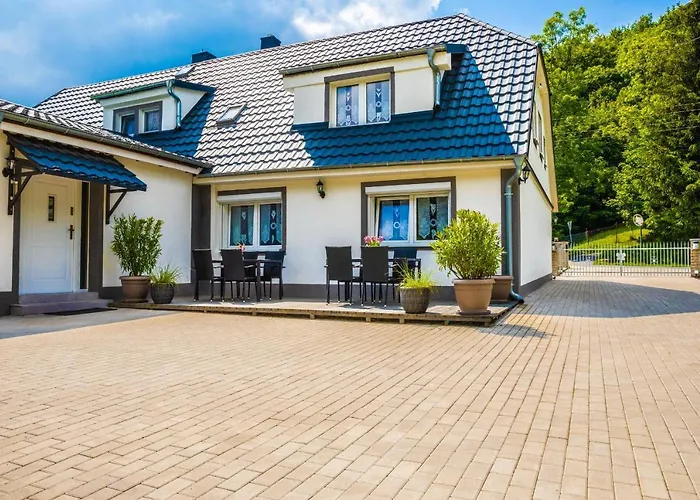 Enklawa Nad Kwisa 4 *